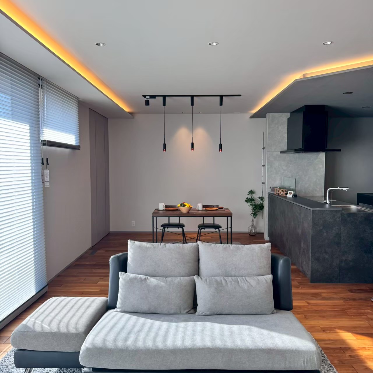 リビングダイニング